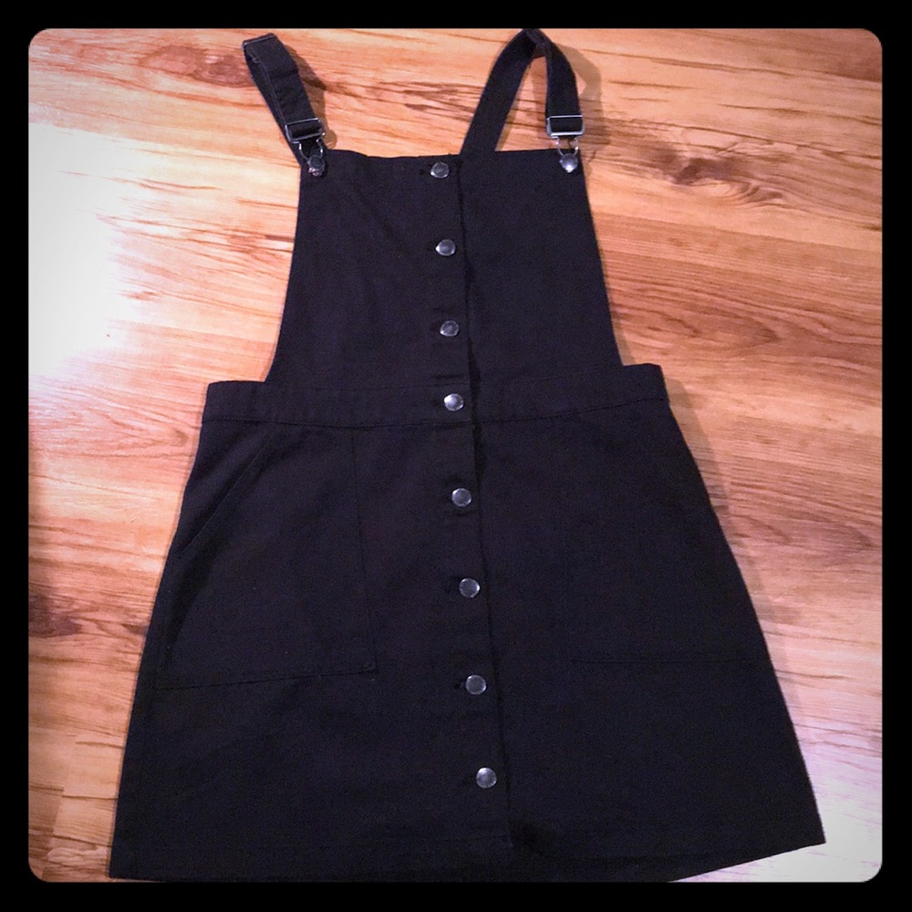 H & M black jean dress size 14